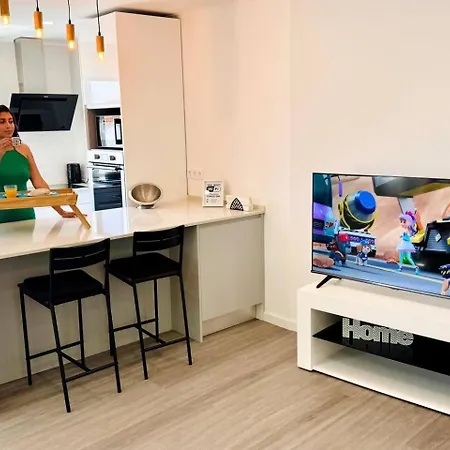 House By Pontanegraazores アパート