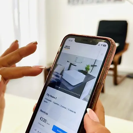 House By Pontanegraazores *