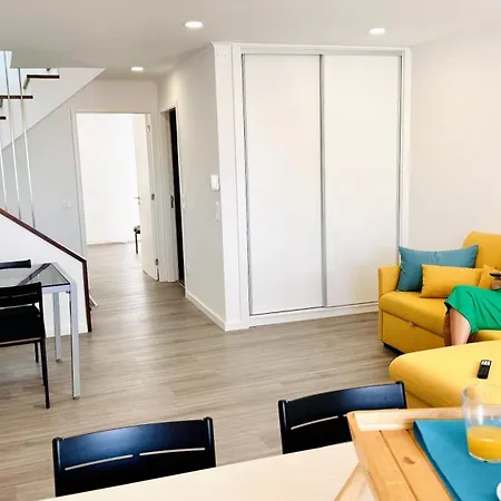 House By Pontanegraazores *