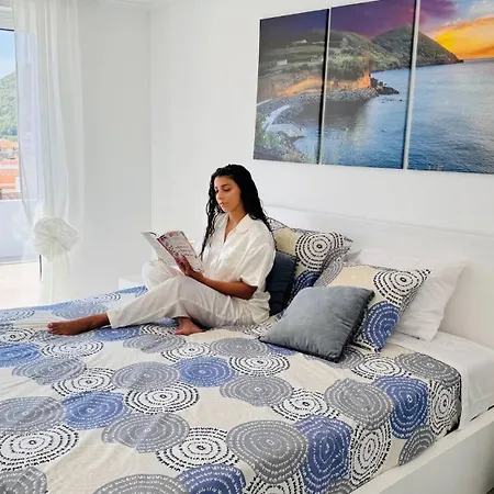 Apartment House By Pontanegraazores Angra do Heroismo