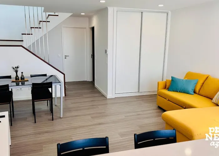 House By Pontanegraazores