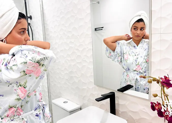 House By Pontanegraazores Apartman *