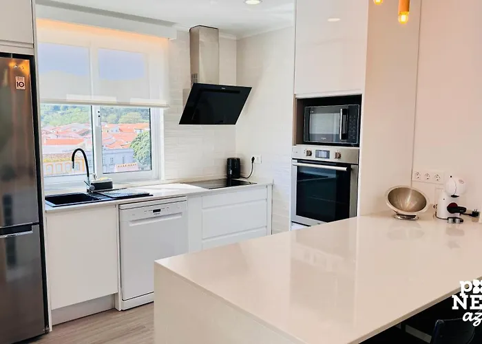 House By Pontanegraazores *