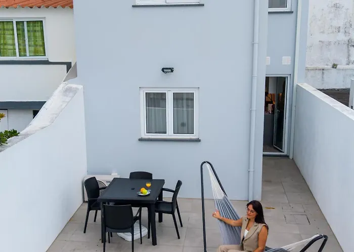 Apartman House By Pontanegraazores *