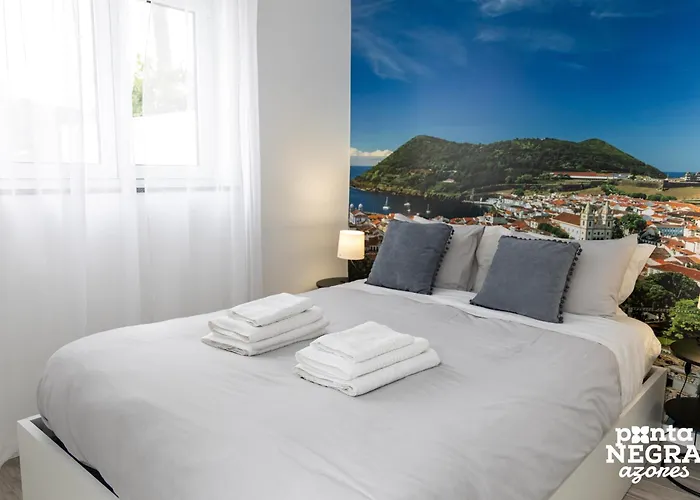 House By Pontanegraazores Apartman *