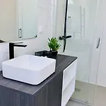 House By Pontanegraazores *