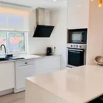 House By Pontanegraazores *