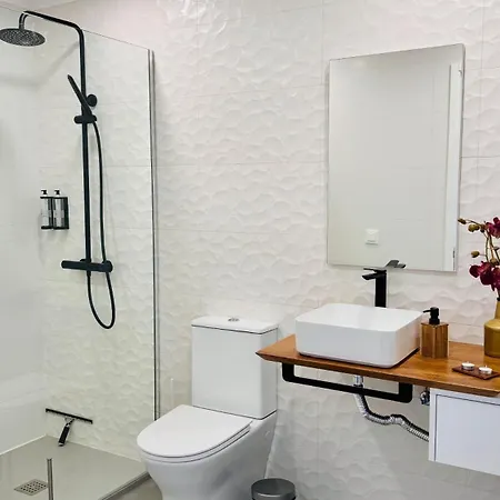 House By Pontanegraazores *