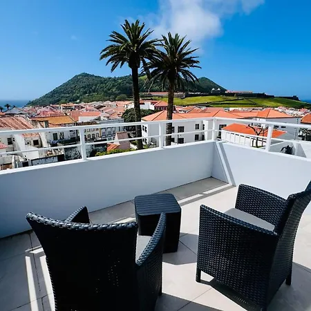 House By Pontanegraazores * Angra do Heroísmo