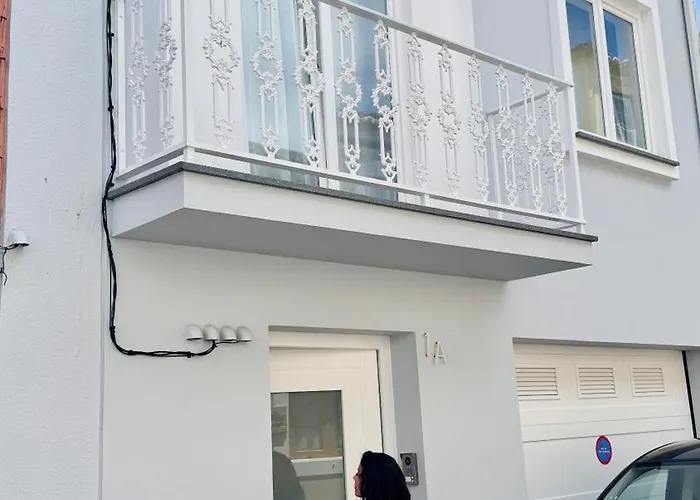 アパート House By Pontanegraazores *